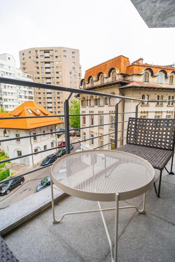 Charming Monro Old Town Flat Apartment Bukares Bagian luar foto